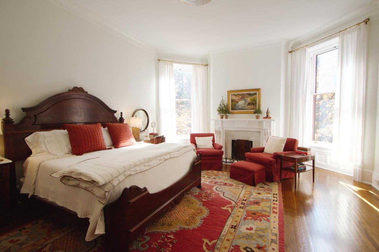 Louisville Bourbon Inn Bagian luar foto