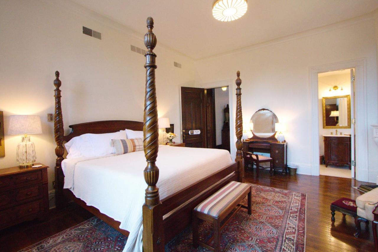 Louisville Bourbon Inn Ruang foto