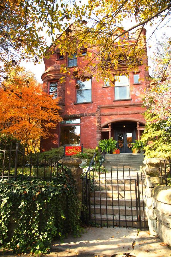 Louisville Bourbon Inn Bagian luar foto