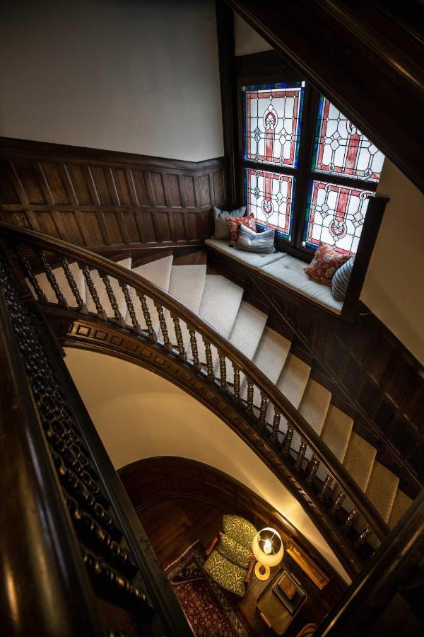 Louisville Bourbon Inn Bagian luar foto